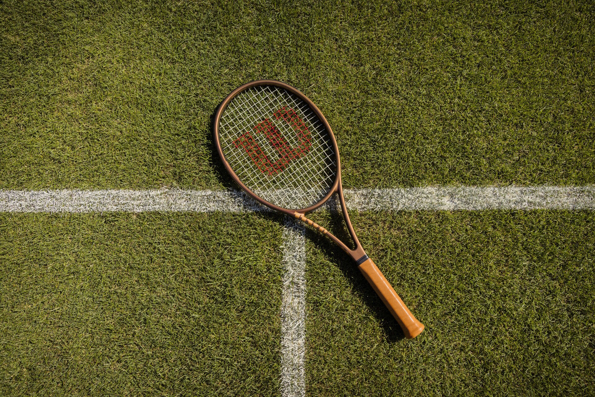 A Wilson Pro Staff v14 teniszütő család új dizájnt kapott.